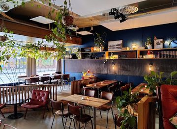 norway/trondheim/bar/habitat