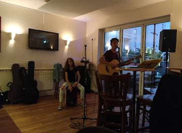 jersey/gorey-harbour/bar/prince-s-bar