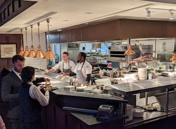 rhode-island/watch-hill/bar/verandah-raw-bar