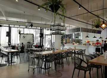 Garden 308 cafe โรงแรมบูรพา