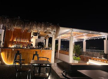vietnam/south-central-coast/bar/lagoon-rooftop