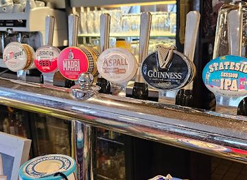 jersey/saint-john/bar/st-john-s-inn