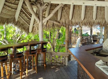 maldives/shaviyani-atoll/bar/hashi