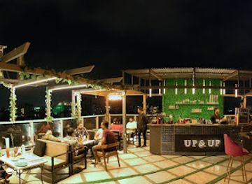 india/jaipur/bar/up-up-the-musical-terrace