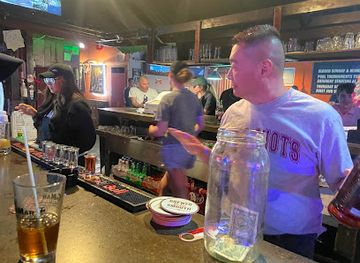 texas/permian-basin/bar/hot-shots
