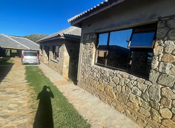 zimbabwe/nyanga/bar/crestly-resort-lodge-nyanga