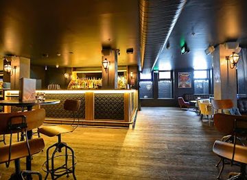 australia/western-new-south-wales/bar/the-swinging-cat