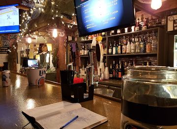 north-carolina/piedmont-triad/bar/the-deck