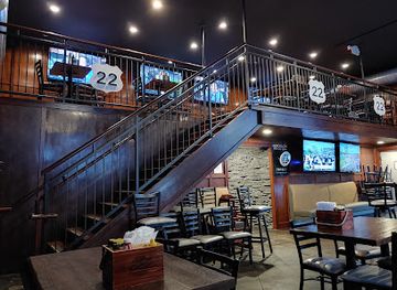 west-virginia/weirton/bar/route-22-sports-bar