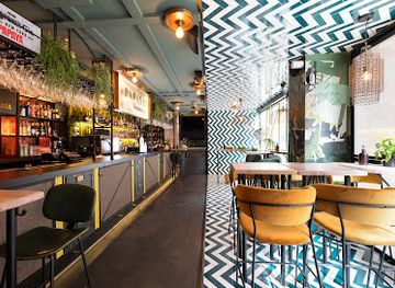 spain/granada/realejo-san-matias/bar/papaya-drinks