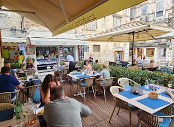 croatia/trogir/bar/calebotta-wine-bar-restaurant