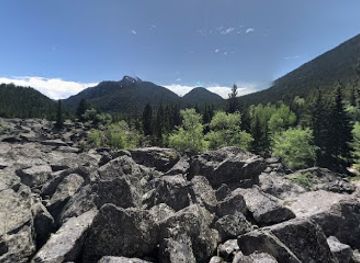 montana/absaroka-beartooth-wilderness/bar/empty-bar-guest-ranch