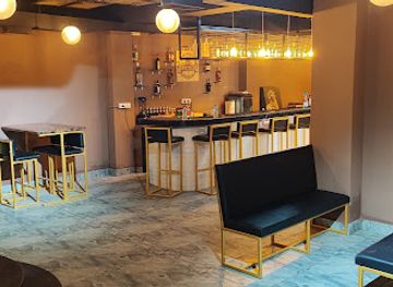 bhutan/lhuentse/bar/the-basement