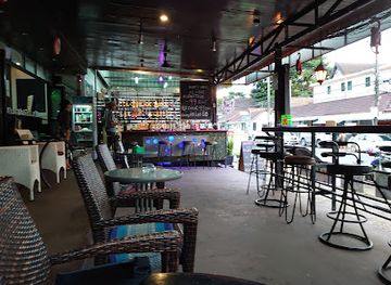 thailand/koh-chang/bar/red-monkey-bar