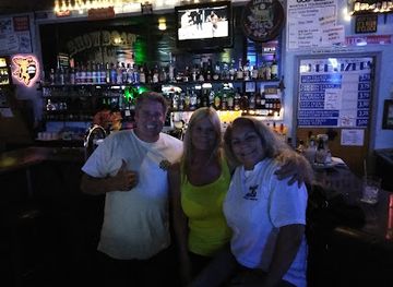 california/shasta-cascade/bar/showboat-lounge