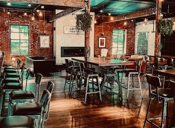 maine/portland/west-end/bar/rigby-yard