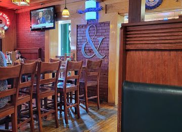 ohio/dundee-falls/bar/bags-sports-pub-sugarcreek