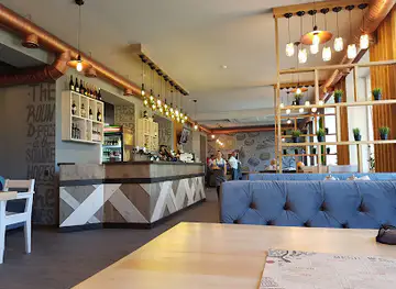 Thompson Speak Easy Bar