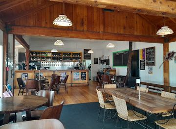 new-zealand/tasman/bar/sprig-fern-mapua