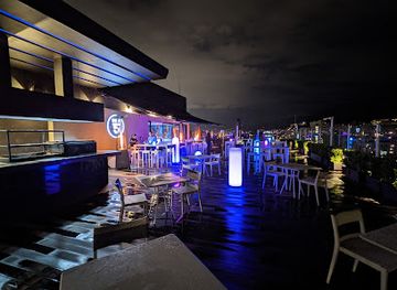 colombia/orinoquia/bar/sky-15-rooftop
