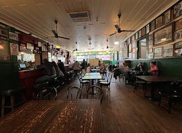 mexico/western-mexico/bar/hussong-s-cantina