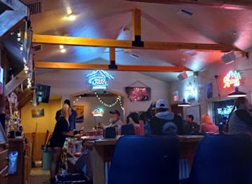 montana/the-judith-basin/bar/carter-bar