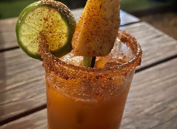 honduras/olancho-region/bar/911-drink-spot