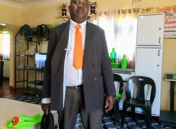 zambia/south-luangwa-national-park/bar/wardens