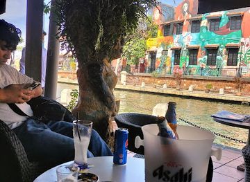 malaysia/malacca/jonker-street/bar/ultimate-art-culture-cafe
