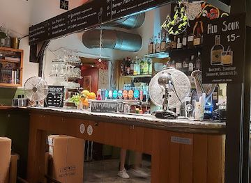 switzerland/bern/altstadt/bar/les-amis-wohnzimmer