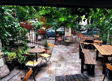 bulgaria/semkovo/bar/the-thirsty-dragon-inn