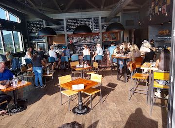 north-carolina/asheville-area/bar/the-montford-rooftop-bar