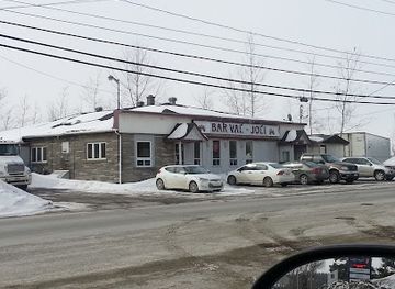 canada/eastern-townships/bar/bar-val-joli