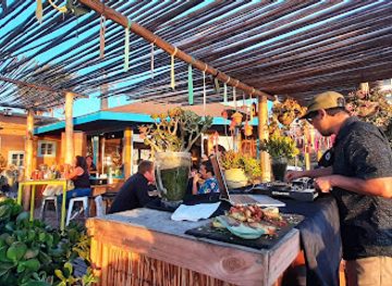 chile/la-serena/la-recova-market/bar/tsunami-bar