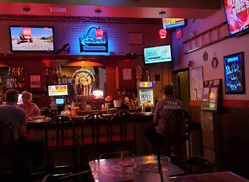 missouri/mark-twain-national-forest/bar/vinny-s-bar