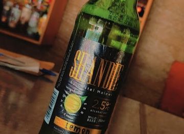 malawi/central-region/bar/the-hive