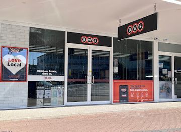 australia/great-sandy-national-park/bar/bws-rainbow-beach-parade