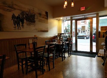 virginia/fredericksburg/bar/cork-and-table