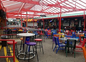 illinois/great-river-road/bar/fast-eddie-s-bon-air