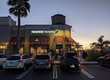 california/oxnard/bar/the-raven-tavern
