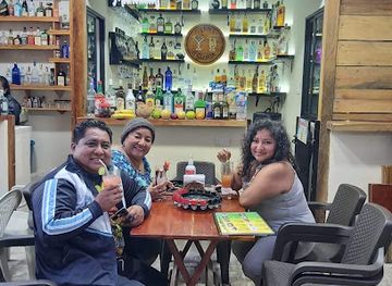 ecuador/montanita-beach/bar/cocteles-d-gloria