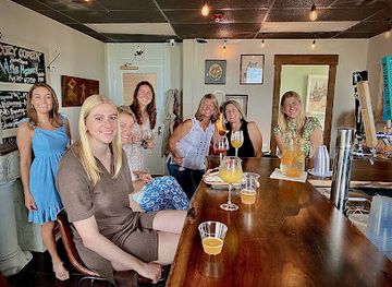 north-carolina/wilmington-area/bar/wine-knot-sky-bar-and-lounge