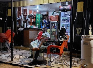 ghana/accra/airport-residential-area/bar/phil-s-pub