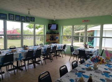 the-bahamas/crooked-island/bar/gibson-s-restaurant-2