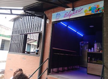 colombia/tolima-department/bar/elykxir-ice-cocktails