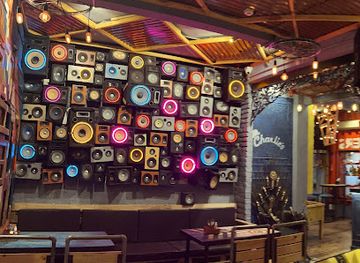 india/kolkata/ballygunge/bar/cheap-charlie-pub-restaurant