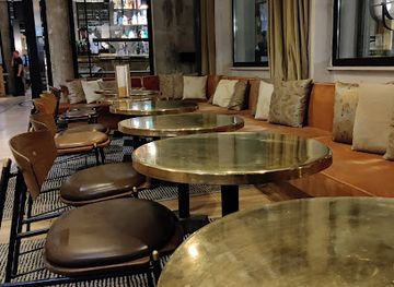 france/chamonix-mont-blanc/bar/le-janssen-cocktail-club