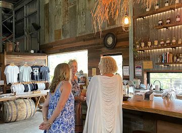 australia/northern-rivers/bar/cape-byron-distillery