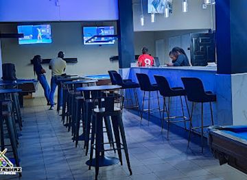 jamaica/kingston/bar/top-strykaz-pool-lounge-sports-bar
