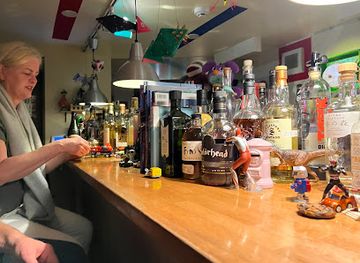 japan/kyoto-countryside/bar/cafe-bar-miltons-kyoto